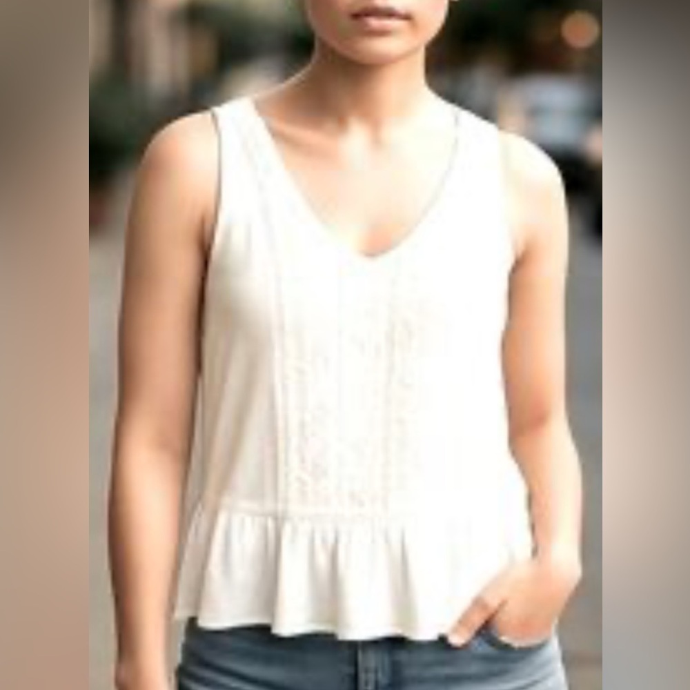 Lace Front Peplum Sleeveless Tank Blouse by Lauren Conrad - Picture 5 of 9